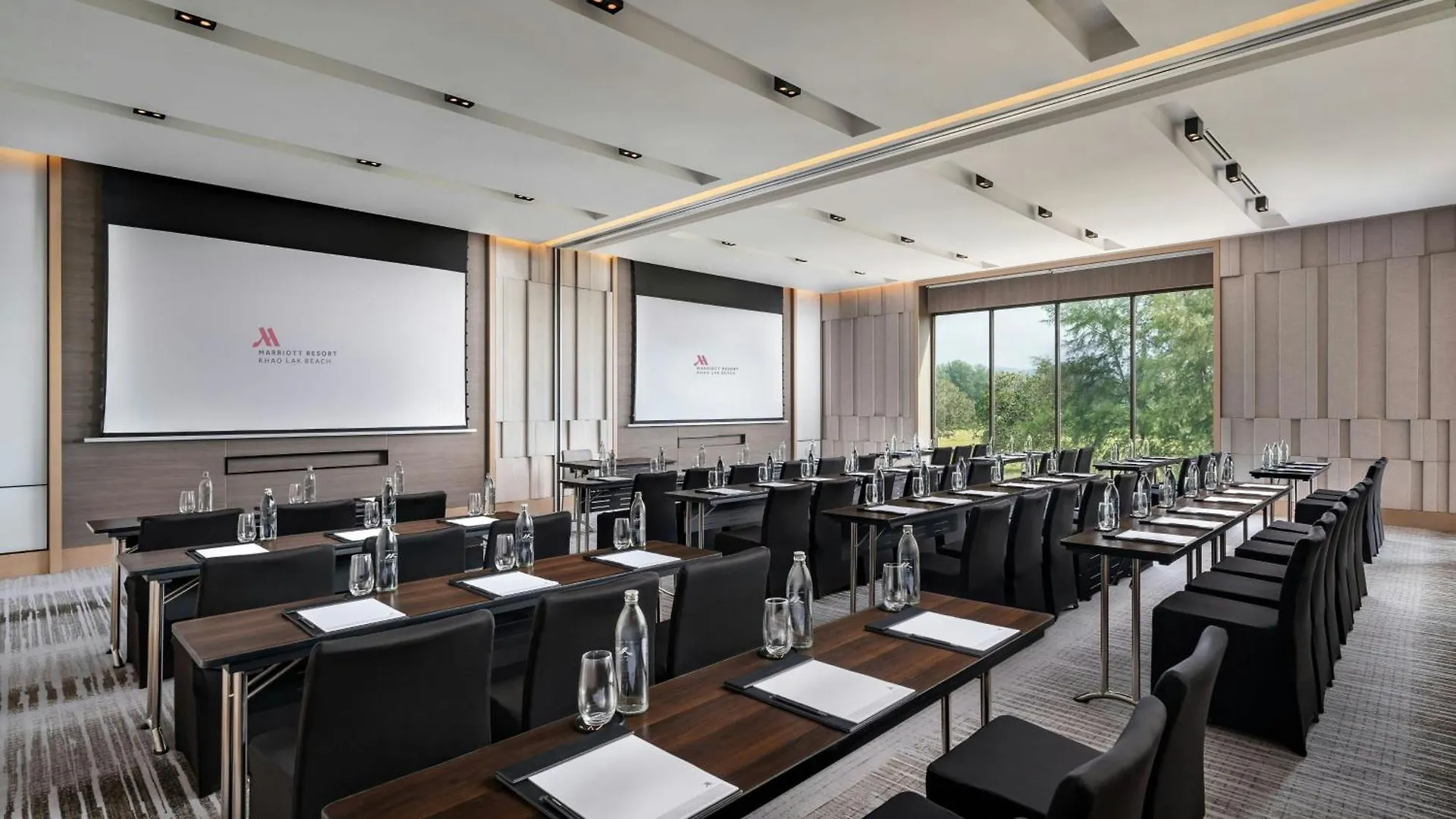 Khao Lak Marriott Beach Resort & Spa Hotel